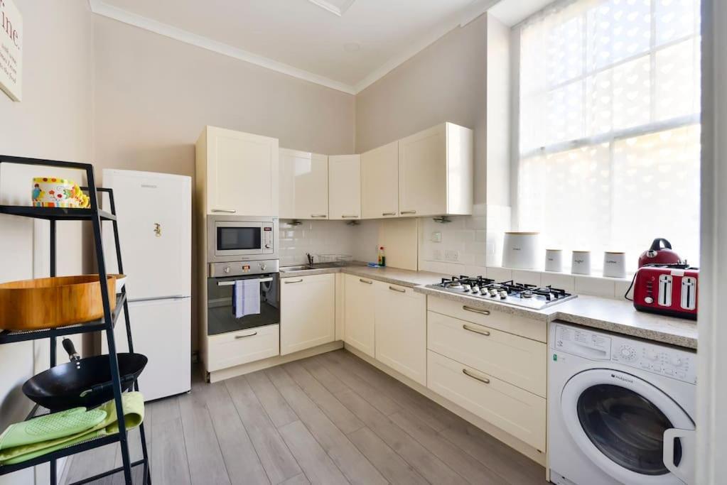 George IV Bridge - Superbly Located 3 Bedroom! EDI Exterior photo